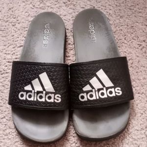 Adida slides